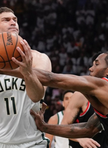 Los Bucks remontan y se llevan el primer partido de la serie ante los Raptors (100-108) [1-0]