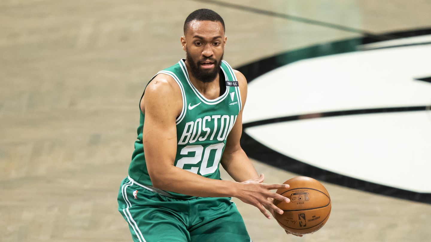 Los Boston Celtics cortan a Jabari Parker