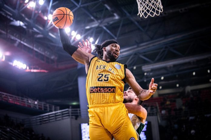 El Joventut puja fuerte por Akil Mitchell
