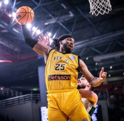 El Joventut puja fuerte por Akil Mitchell