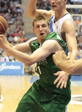 El Unicaja no entiende de resacas (70-78)