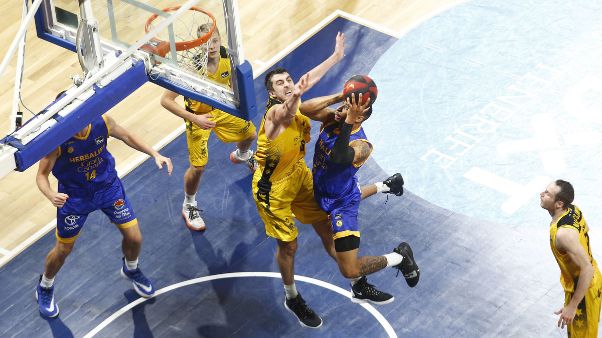 El Iberostar se lleva el derbi liderado por un Shermadini enorme (100-79)