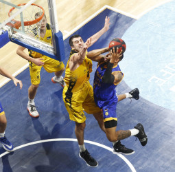 El Iberostar se lleva el derbi liderado por un Shermadini enorme (100-79)