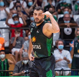 La Penya estrena temporada europea en el Olímpic