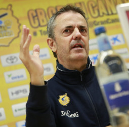 Porfi Fisac: «Espero el mejor Valencia Basket posible»