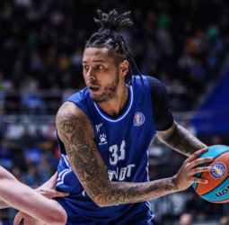 El Estrella Roja negocia el fichaje de Trey Thompkins