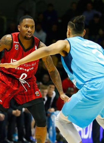 El Fuenlabrada vence por uno al Movistar Estudiantes (93-92)