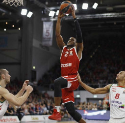 Barcelona Lassa ficha a Darius Miller y negocia la salida de Rice