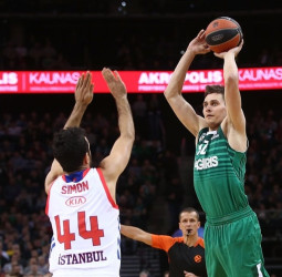 Edgaras Ulanovas, MVP de la jornada 9 de la EuroLiga