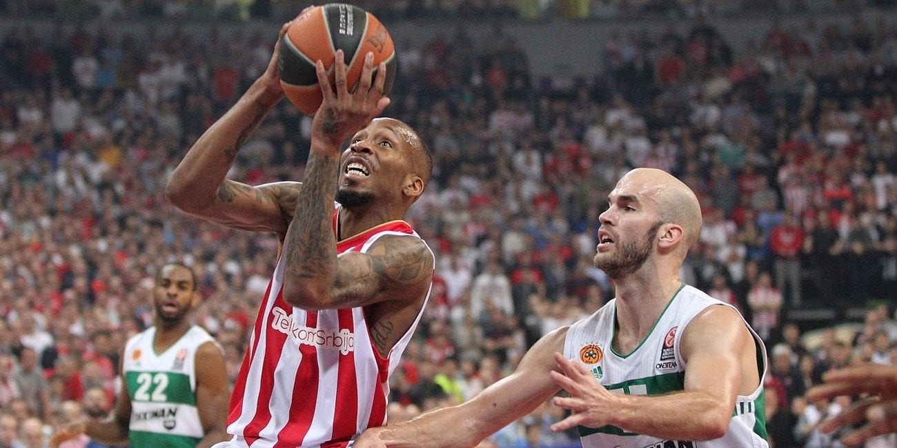 Al Panathinaikos se le atraganta el Kombank Arena (69-67)
