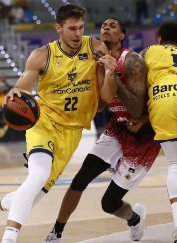 Ethan Happ llega a un acuerdo con el Valencia Basket
