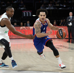 Shane Larkin establece una nueva marca en anotación en EuroLiga