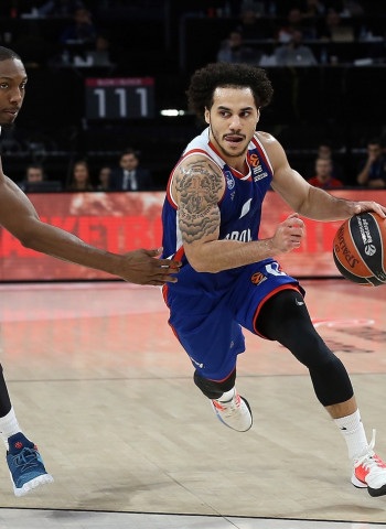Shane Larkin establece una nueva marca en anotación en EuroLiga