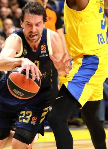 El Madrid acaba con la imbatibilidad del Maccabi en su cancha (77-81)