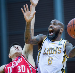 Faried abandona y Aaron Jackson más fuera que dentro del Zhejiang Guangsha