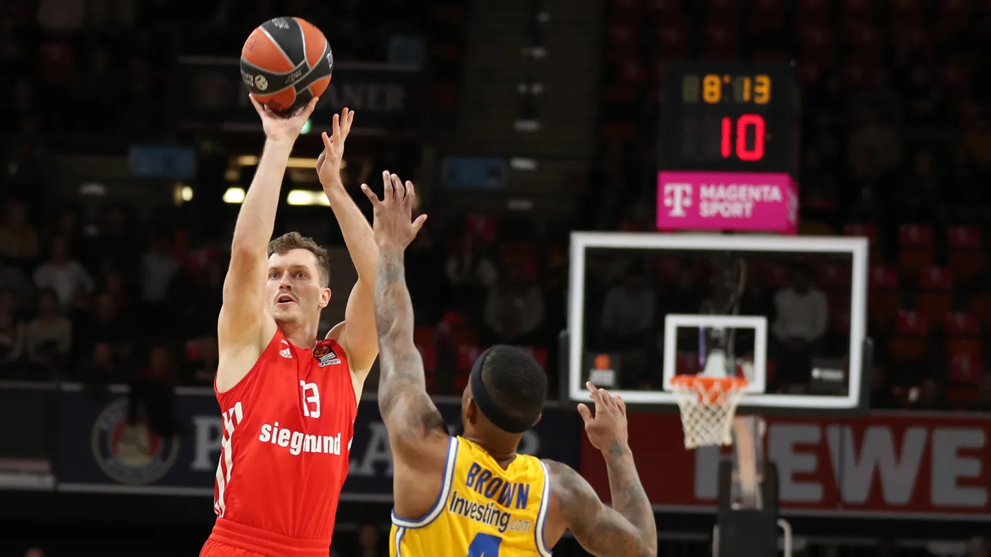 El Bayern frena a Brown y al Maccabi para ganar en casa (98-89)