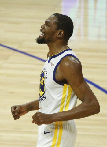 Durant apuntilla a los Clippers (129-110) [4-2]