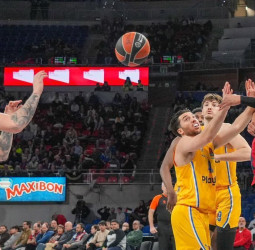 Baskonia se impone a un combativo Maccabi, 89-82