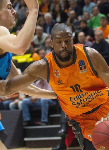 El Zenit anunciará en breve el fichaje de Will Thomas