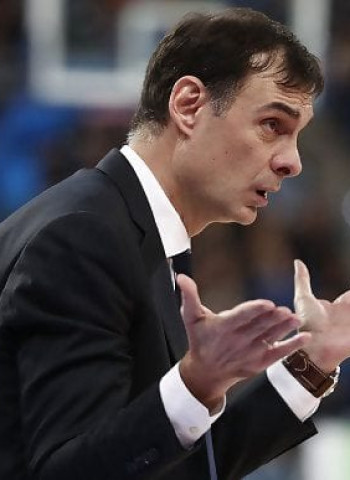 FC Barcelona Lassa rescinde el contrato de Georgios Bartzokas