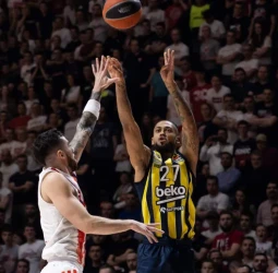 Campazzo se la lía al Fenerbahce, 91-89