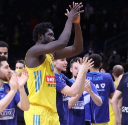 Lo lidera al ALBA sobre el Zenit (76-67)
