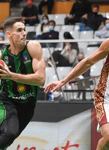 La Penya buscará ganar en Venecia para avanzar matemáticamente de ronda