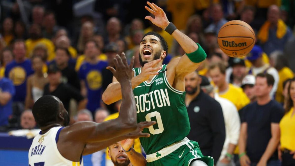 Si quieres ser campeón de la NBA no pierdas el Game 3