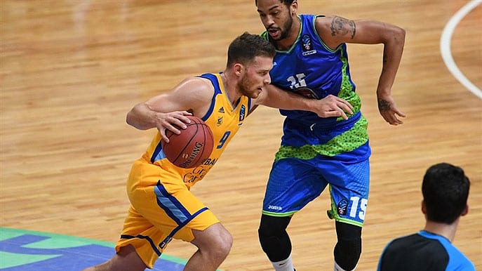 Herbalife Gran Canaria, a intentar imponerse al líder Tofas Bursa