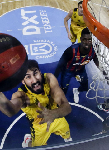 Defensa, energía y acierto para buscar la sorpresa en Vitoria