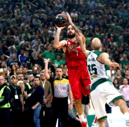Grecia: Spanoulis sale al rescate del Olympiacos (1-1)