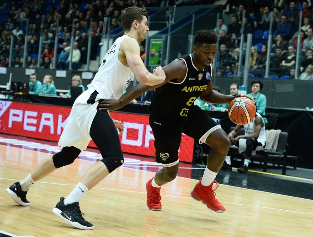 Antwerp, el único equipo en ganar en la carretera en los cuartos de final