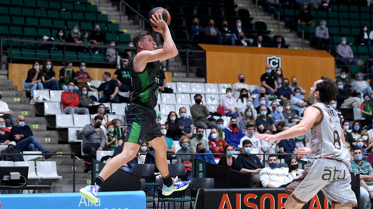 Victoria colectiva y trabajada del Joventut ante el San Pablo Burgos (82-65)