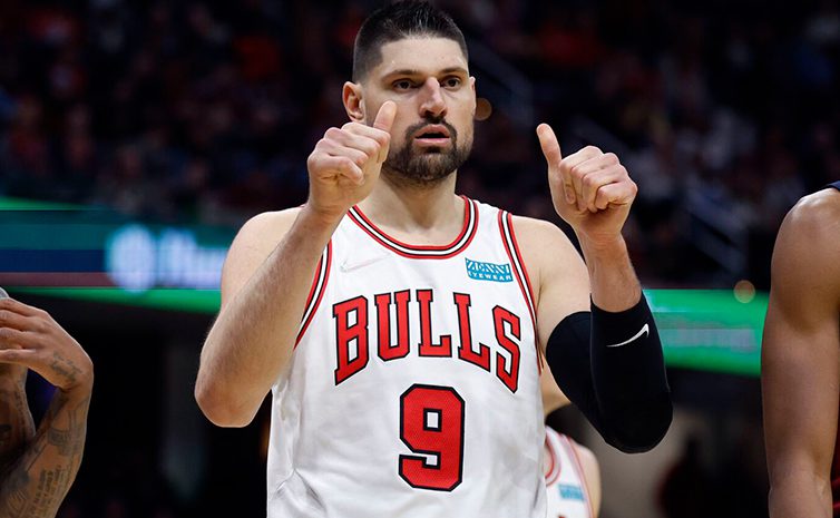 Chicago Bulls contempla un posible buyout para Nikola Vucevic