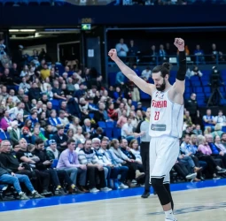 Shengelia comanda la victoria de Georgia en Finlandia, 83-90