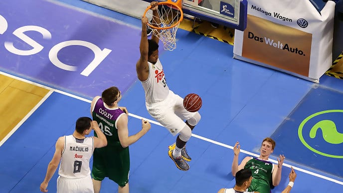 El Real Madrid no da opciones al Unicaja Málaga (62-88)