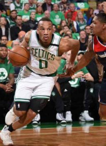 [3-2] Bradley pone a los Celtics a una victoria de la final del Este (101-123)