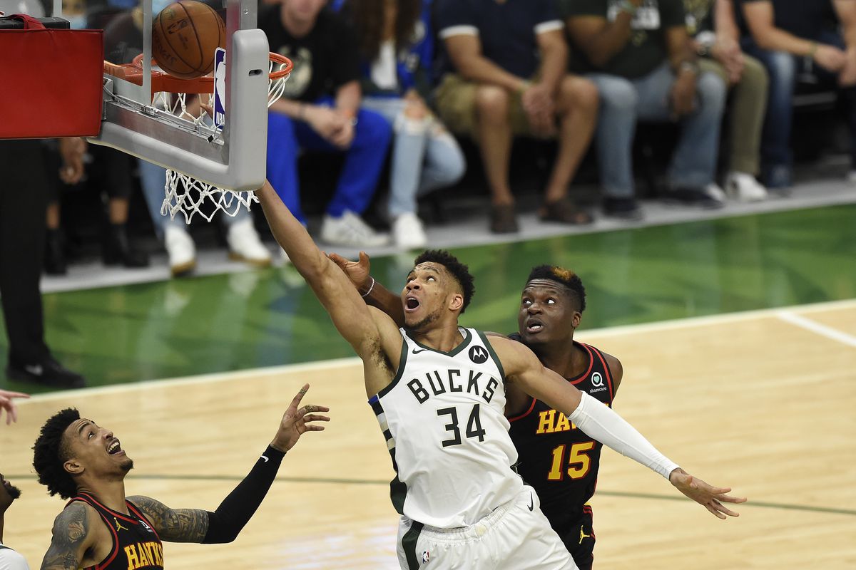 Los Bucks reaccionan con furia (125-91) [1-1]