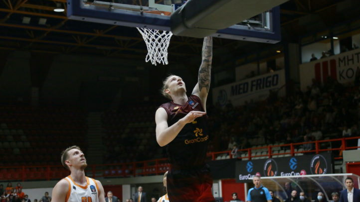 Al Gran Canaria se le escapa la victoria en Patras en los últimos minutos (93-82)
