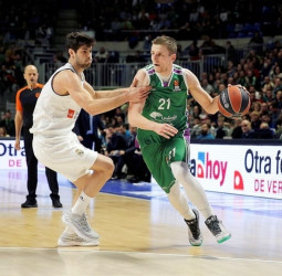 Unicaja Málaga rompe la racha del Real Madrid (80-75)
