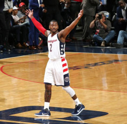 [2-0] Wall y Beal marcan el camino en los Wizards (101-109)