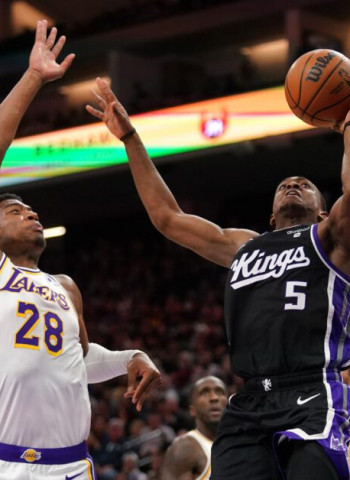 Los Kings superan a los Lakers tras un tiempo extra, 132-127