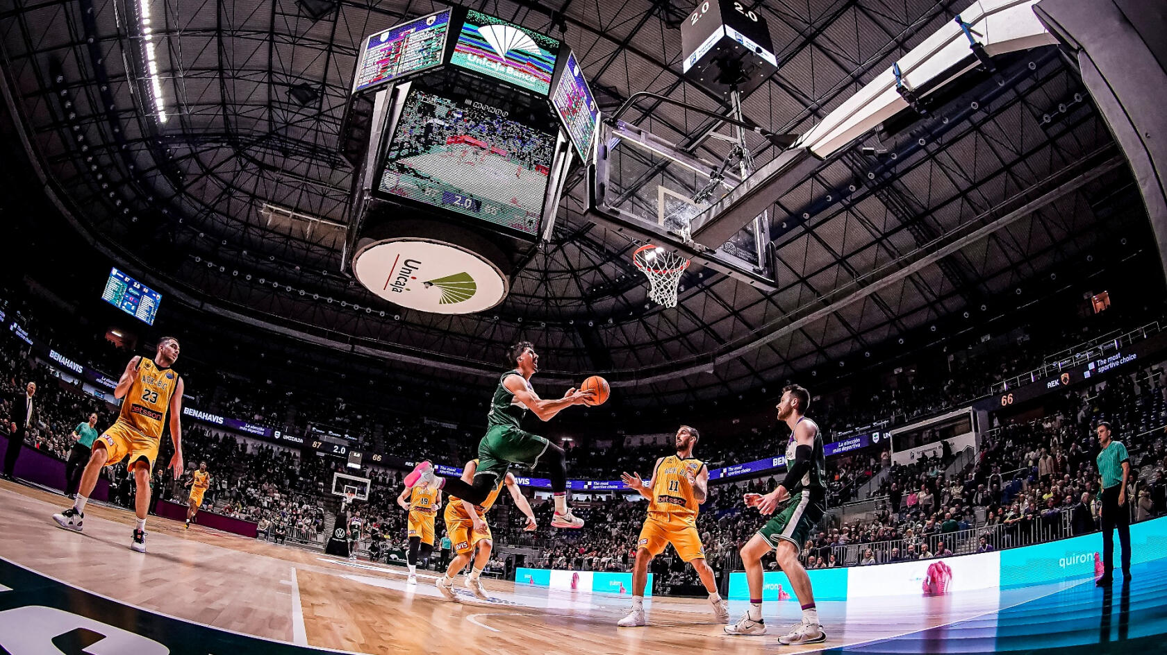Estreno a lo grande del Unicaja en el Round of 16 frente al AEK (88-66)