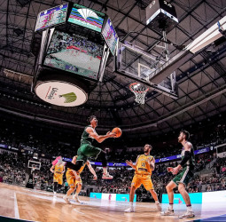 Estreno a lo grande del Unicaja en el Round of 16 frente al AEK (88-66)