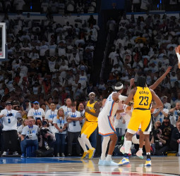 Haliburton decide el primero de la serie a 0.3 del final, 111-110 [0-1]