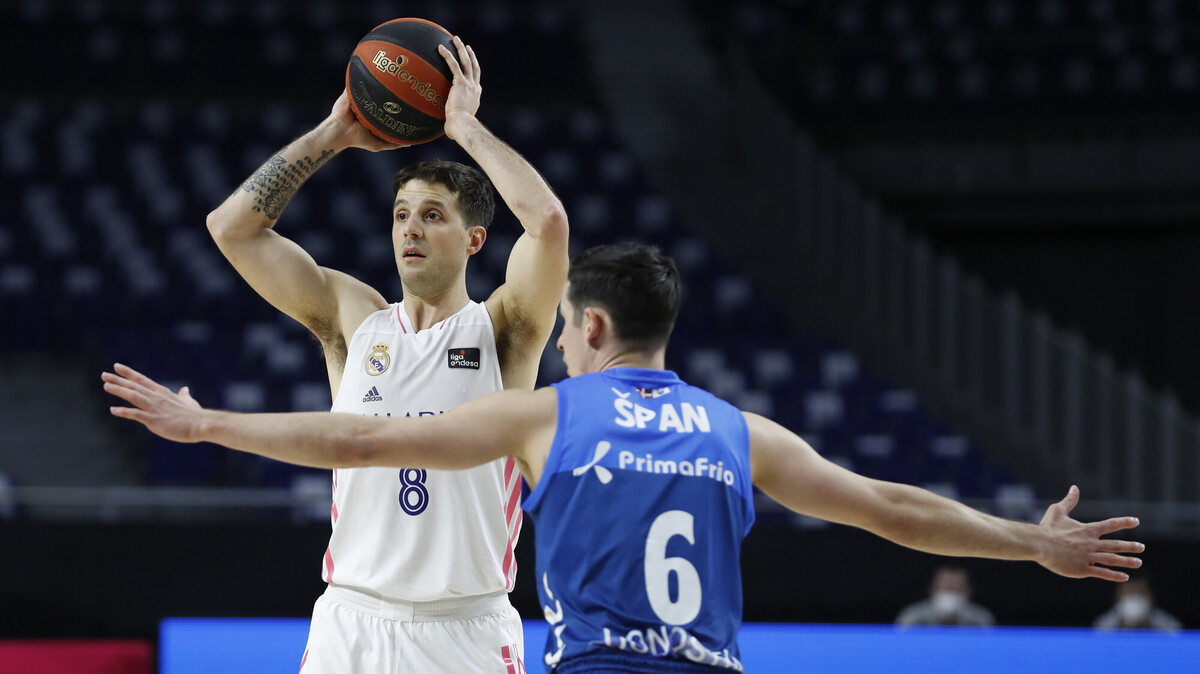 El líder prolonga la racha y suma la 27ª victoria en Liga (97-71)