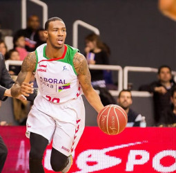 Darius Adams bate el récord de triples del Laboral Kutxa Baskonia