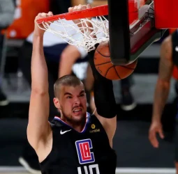NBA: Los Angeles Clippers traspasan a Ivica Zubac a los Indiana Pacers