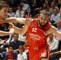 Vlado Jankovic, muy cerca del Aris Salónica