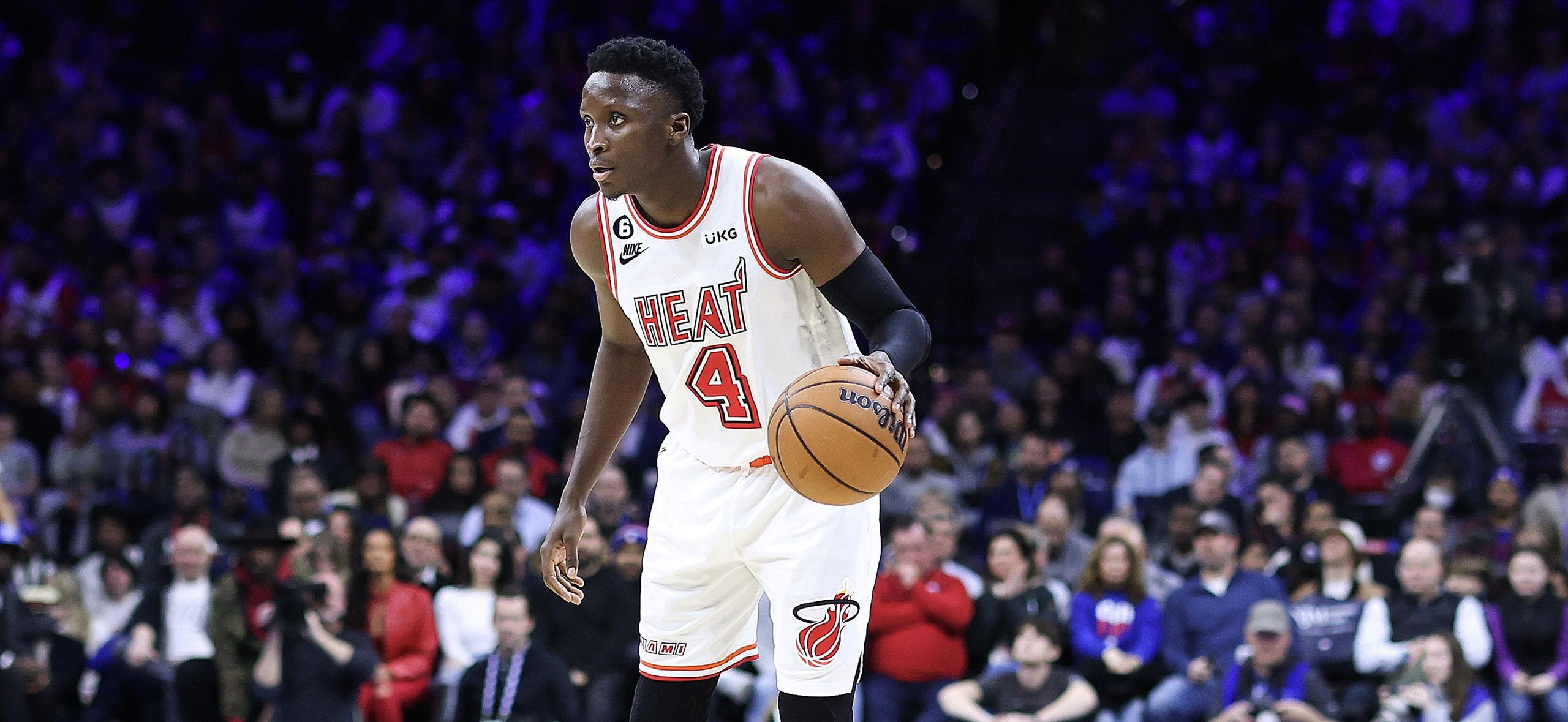 Victor Oladipo reaparece en Las Vegas con la esperanza de volver a la NBA